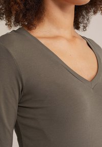 WE Fashion Hosszú ujjú felső - brown