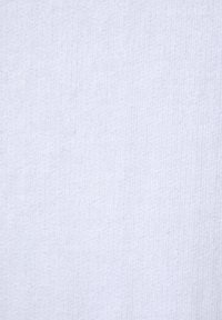 Hellgrauer gerippter Stoff mit einer weichen Textur, der eine glatte, gleichmäßige Oberfläche aufweist. Keine sichtbaren Muster oder Hardware.