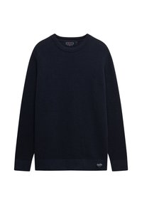 Marineblauwe gebreide trui met lange mouwen, geribde halslijn en manchetten. Heeft een gestructureerd patroon en een logolabel aan de zoom.