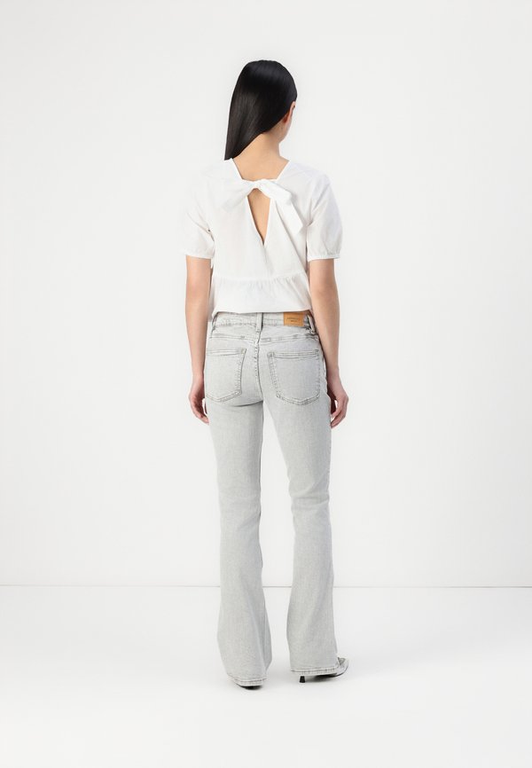 LOW WAIST - Bootcut jeans3