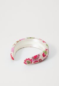 Perlenkopfbänder mit einem floralen Muster in Pink, Rot und Grün. Verfügt über ein glattes weißes Innenband und abgerundete Enden für Komfort.