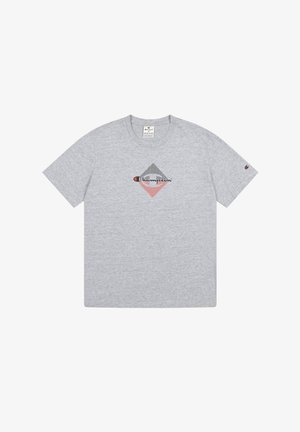 T-shirt in cotone grigio con un design grafico geometrico rosso e nero sul petto, maniche corte e scollatura crew.