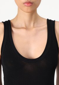 Good American DRESS - Φόρεμα-πουλόβερ - black