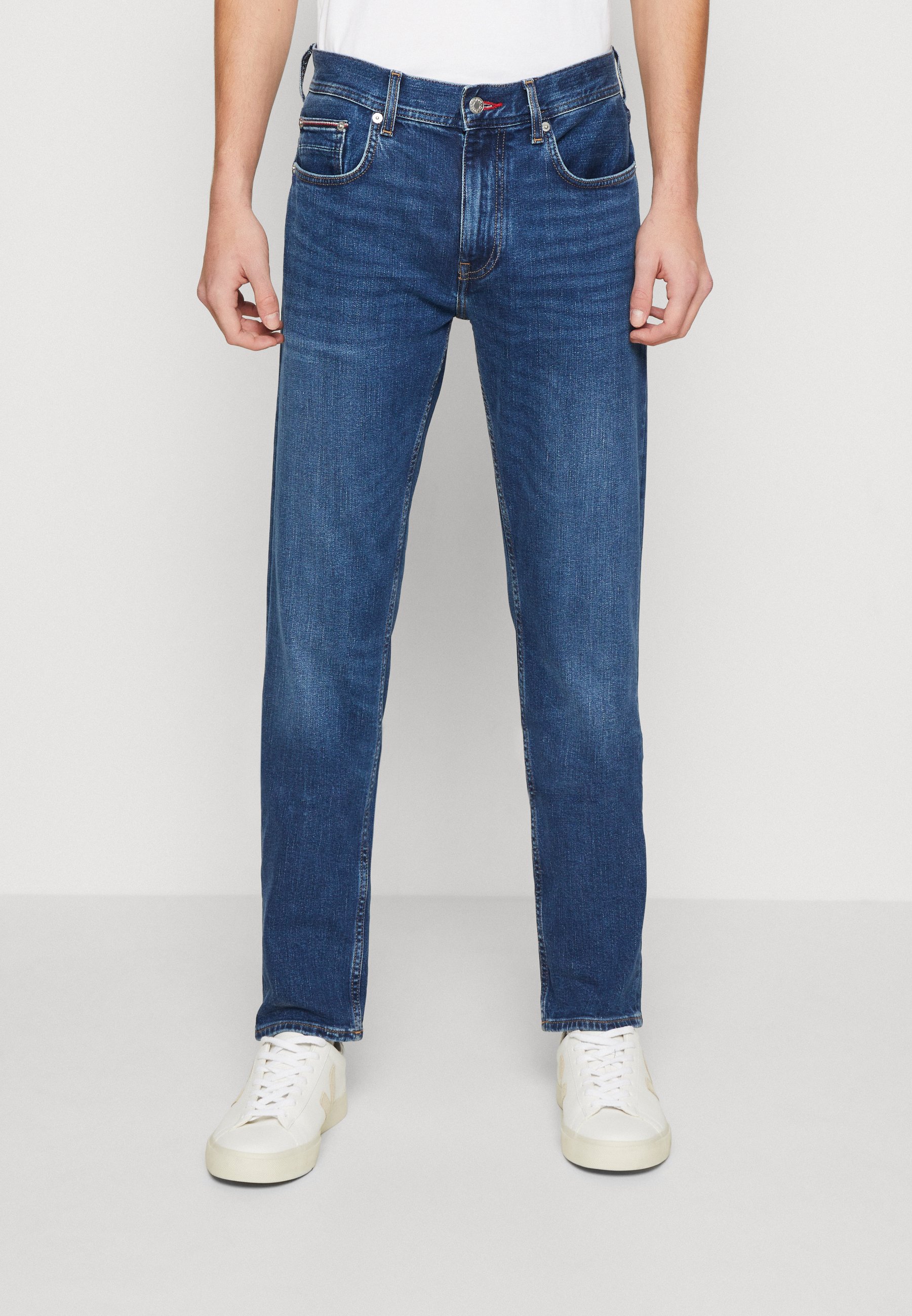 hilfiger straight fit jeans