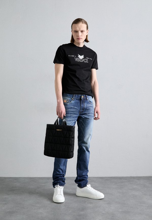 COMPACT LOGO  - Print T-shirt3