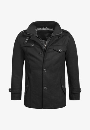 Fekete gyapjú keverék kabát magas gallérral, dupla gombolású elülső résszel, két oldalsó zsebbel és steppelt bélésével. Gombos és cipzáras záródással rendelkezik.