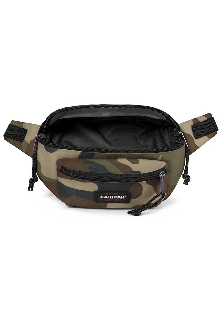 eastpak camo bum bag
