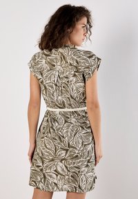 Thumbnail Image 2