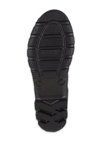 Semelle de chaussure en caoutchouc noir avec un design texturé et des motifs de semelle profonds pour une meilleure adhérence. Comprend des marquages de taille et des accents structuraux.