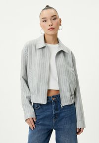 Chaqueta fina - grey