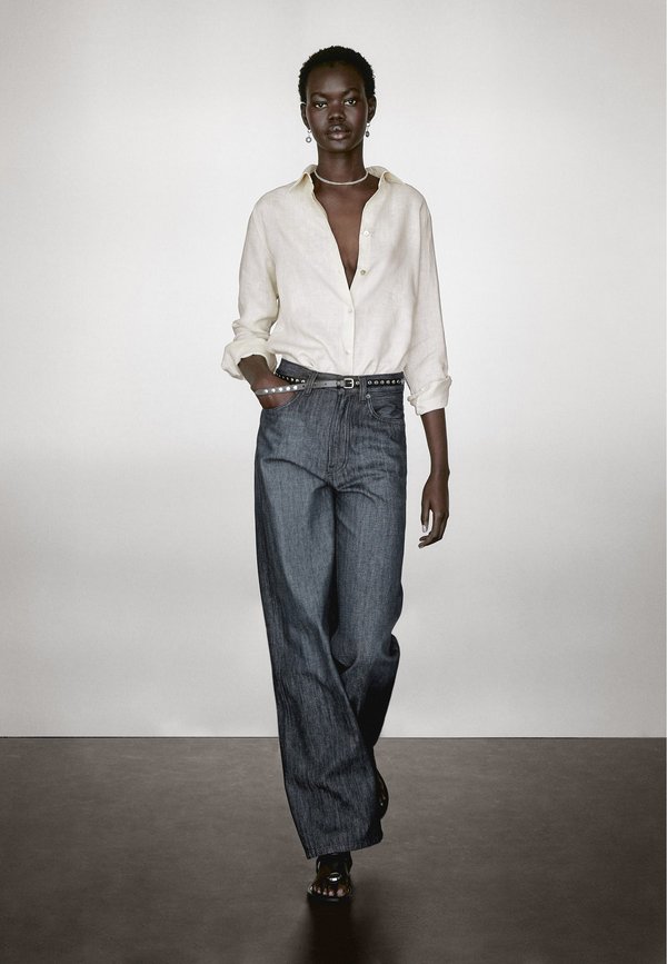 FLOWING - Hemdbluse - beige