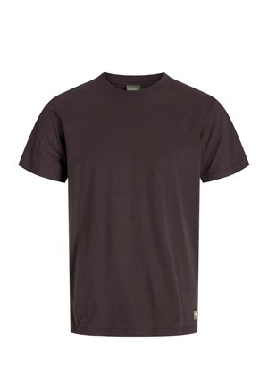 T-paita, jossa on lyhyet hihat ja tummanruskea väri, valmistettu puuvillasta. Ominaisuuksiin kuuluu pyöreä kaula-aukko ja normaali istuvuus. Hinta vasemmassa alalaidassa. Sileä pinta.