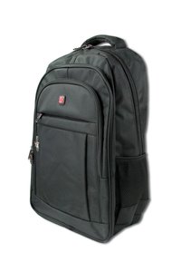 Zwarte rugzak van textuurstof. Voorzien van ritscompartimenten, zijvak van gaas en een handvat aan de bovenkant. Subtiele logodetail aan de voorkant.