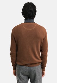 GANT C-NECK - Striktrøje - hazelnut melange