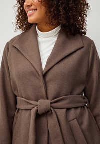 Ellos Plus collection Korte frakker - braun