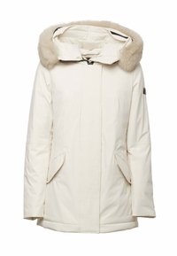 Parka bianca con cappuccio in ecopelliccia rimovibile, chiusura frontale con zip, due tasche laterali e dettagli cuciti lungo il pannello centrale.
