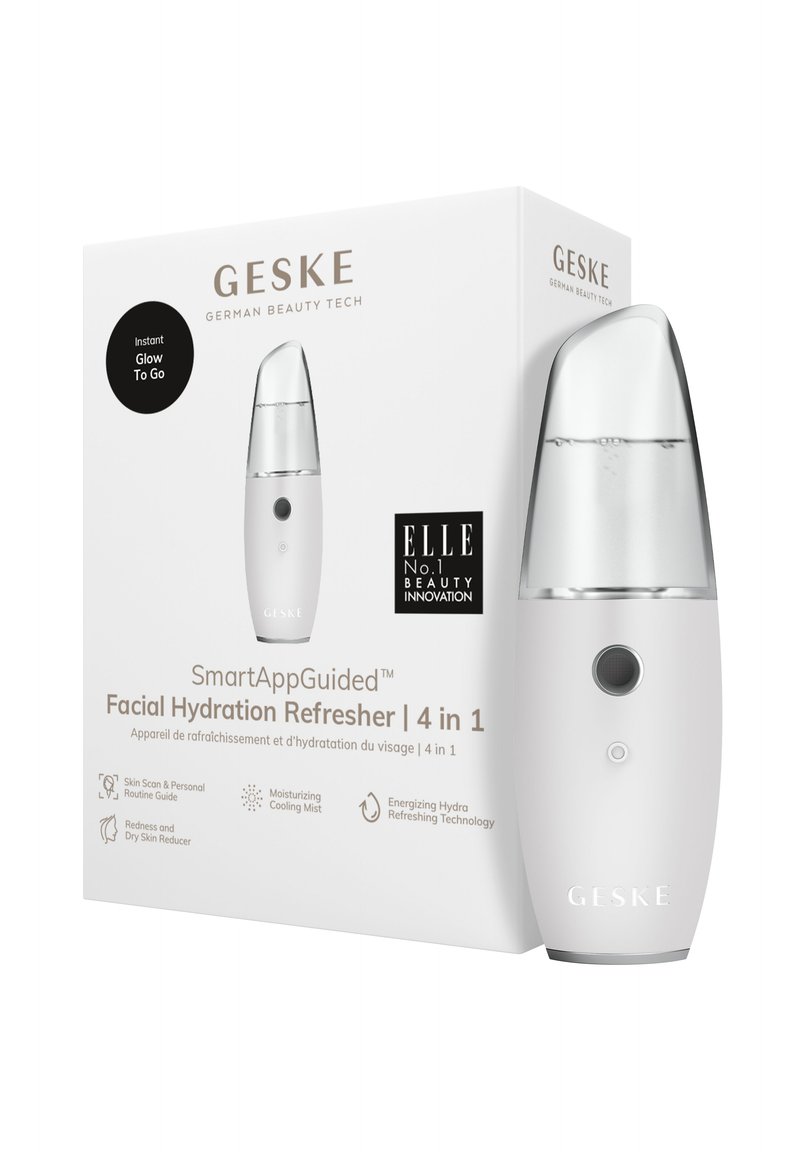 Geske SmartAppGuided™ Rafraîchisseur d'Hydratation Faciale ; corps en plastique blanc, forme incurvée, buse à brume transparente, emballage avec design minimaliste et détails textuels.