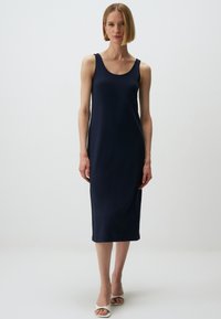 Jimmy Key STRAPPY U-NECK BASIC MIDI - Abito in maglia - dark blue