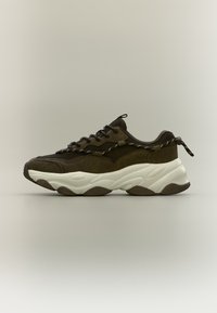 Δεν επιλέχθηκε, dark brown