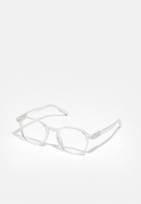 Ochelari transparenți cu un cadru rectangular, cu margini ușor rotunjite. Material din plastic clar, cu modele subtile pe brate.