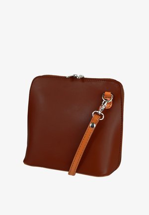 Braune Leder-Handtasche mit einem Reißverschluss, rechteckiger Form und einem abnehmbaren orangefarbenen Schultergurt mit silberfarbenen Hardware-Details.