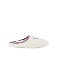 Zapatilla blanca difusa con una textura suave, forro de acento a cuadros en rojo y azul, y un diseño de talón cerrado. Presenta detalles bordados.