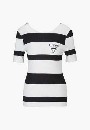 Chemise blanche à manches courtes avec larges rayures horizontales noires et logo "19V69 ITALIA" sur la partie supérieure gauche de la poitrine.