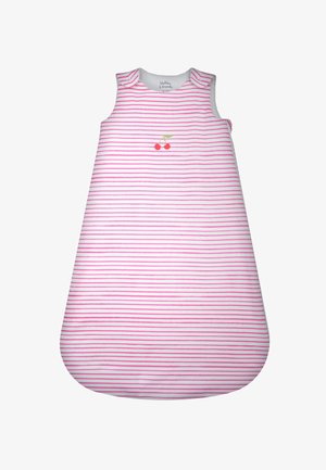 Mouwloos baby-slaapzakje met roze horizontale strepen en een kleine kersafbeelding op de borst.