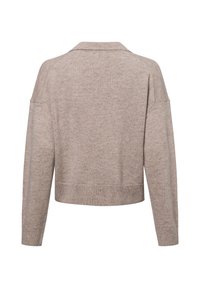Beige gebreide trui met een kraag, verlaagde schouders en lange mouwen. Heeft een verkorte pasvorm en ribgebreide zoom. Zachte textuur en subtiel patroon.
