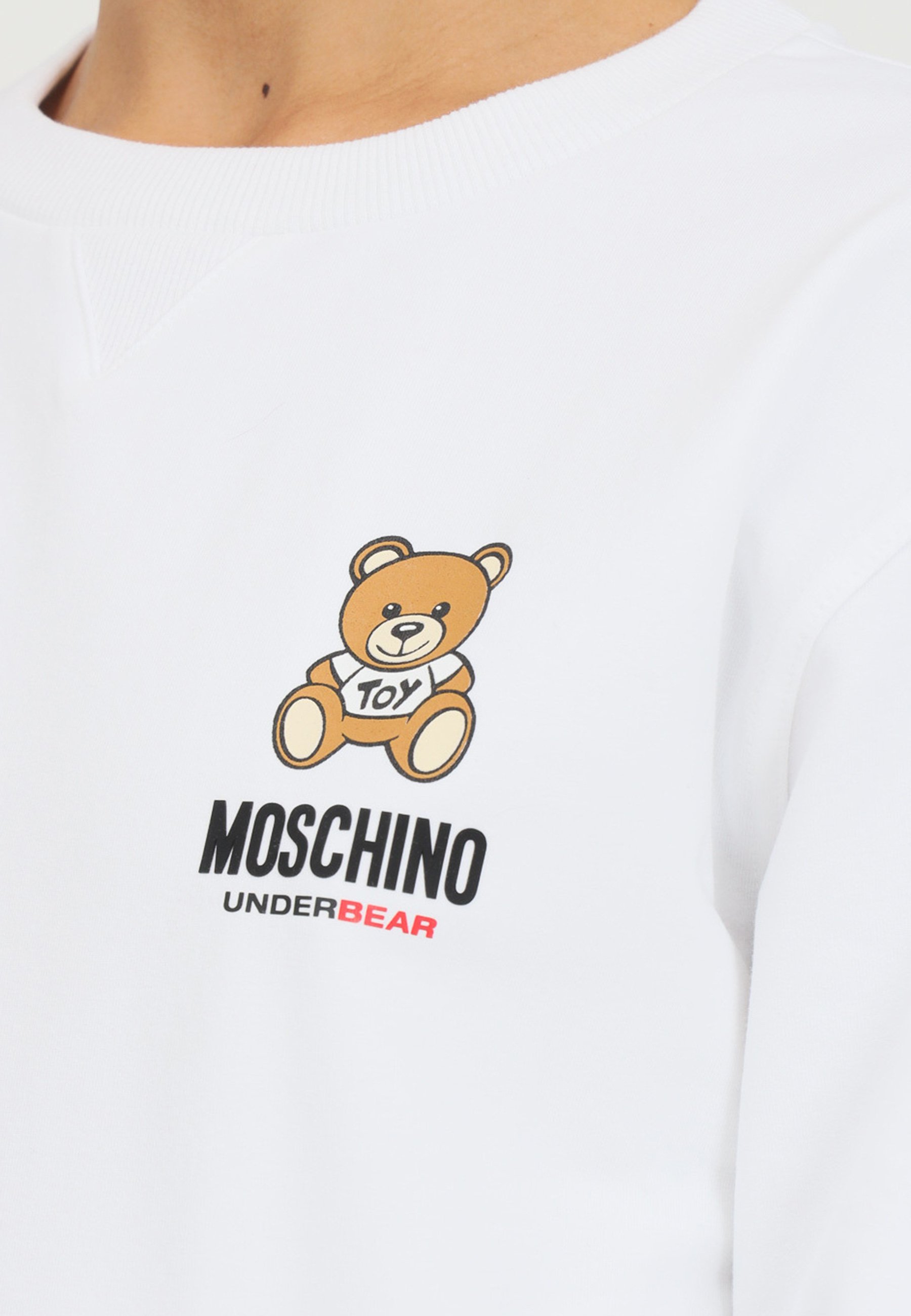 hm moschino