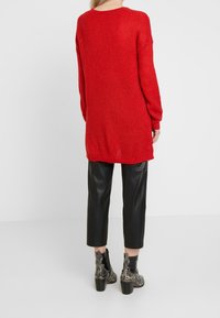 QS Striktrøje - red
