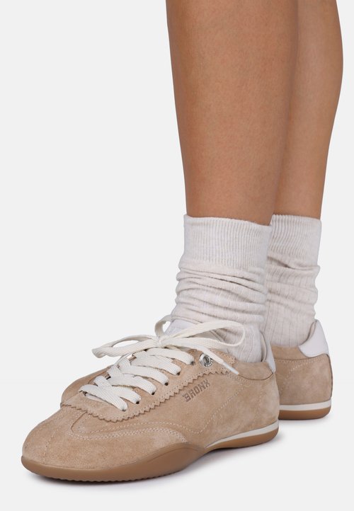 Sneakers Candice Cooper Rock 4 - In Pelle Con Inserti Bianchi E Elastico Al Tallone - Basse E Comode