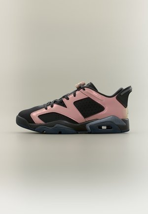Jordan, AIR JORDAN 6 RETRO - Маратонки - black/desert berry/metallic silver-coloured