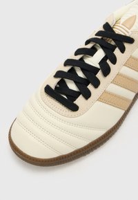 adidas Originals SAMBA UNISEX - Tenisice - off white/magic beige/core black