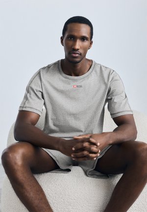 ADAM CORE - Πιτζάμες - 96x