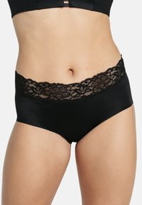 Zwarte high-waisted onderbroek met een bloemige kanten tailleband, gladde stof en een bescheiden snit met enige elasticiteit voor comfort.
