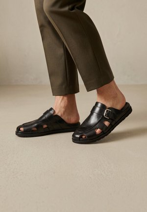 Melvin & Hamilton, ROBERT TORINO BUCKLE - Pantolette flach - black