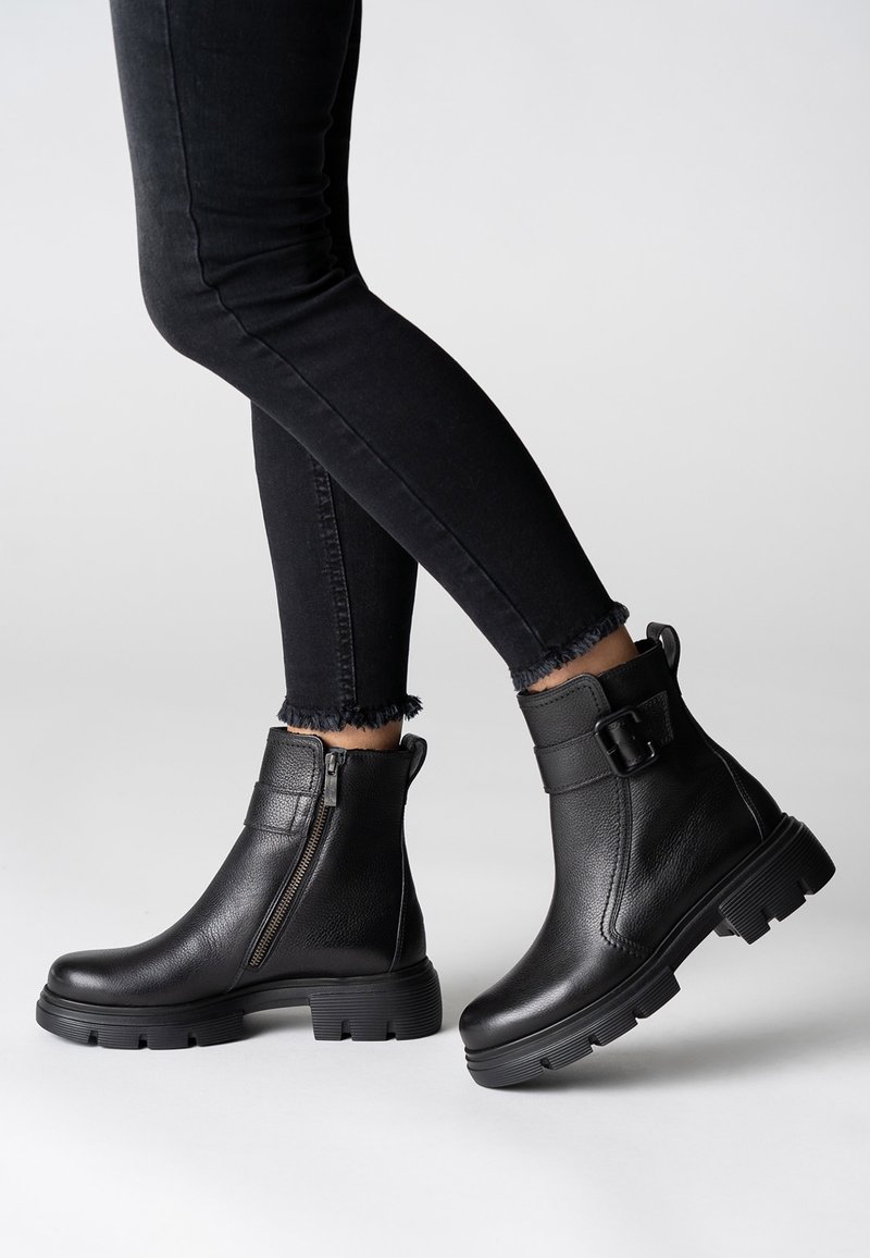Paul Green Ankle boot