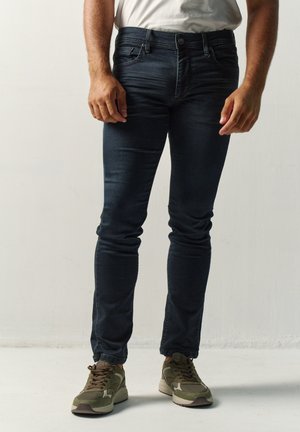 Koroshi, KOROSHI SLIM FIT MEN'S LONG JEANS SLIM FIT MEN'S LONG JEANS - Vaqueros slim fit - azul osc dark blue