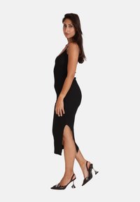 Elara Vestido de punto - schwarz