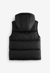 Chaleco acolchado negro con capucha, que presenta secciones acolchadas y una textura suave. Diseñado sin mangas, ofrece una silueta minimalista.