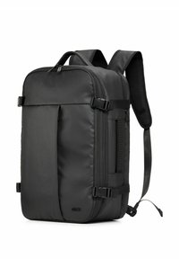 Czarny prostokątny plecak z wyściełanymi paskami na ramiona, wieloma zamkami błyskawicznymi, bocznymi klamrami do kompresji oraz pionową przednią kieszenią.