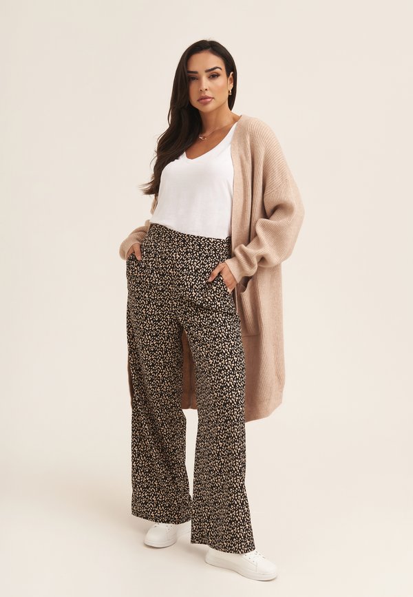 ANIMAL PRINT WIDE LEG - Trousers2