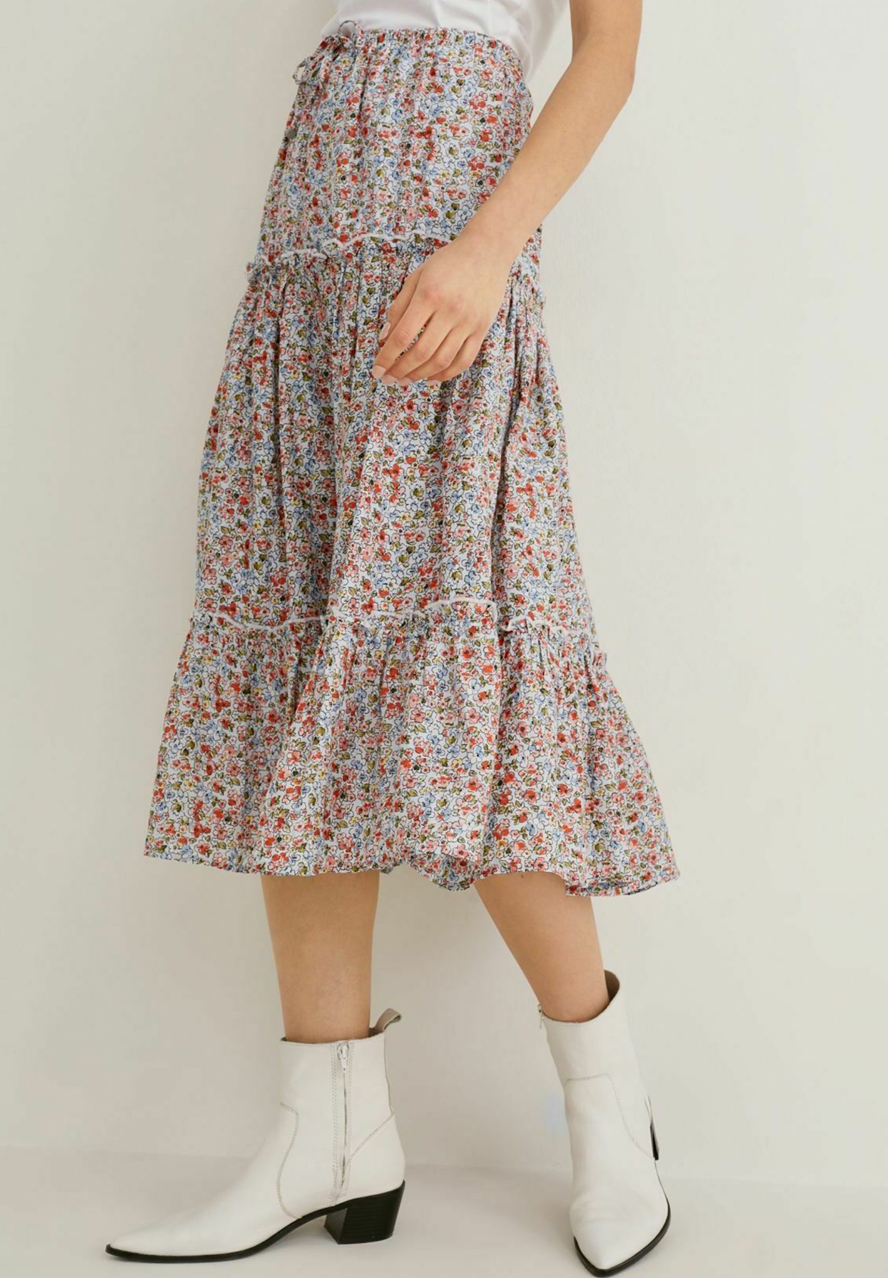 C\u0026A Falda acampanada - light blue/azul claro - Zalando.es