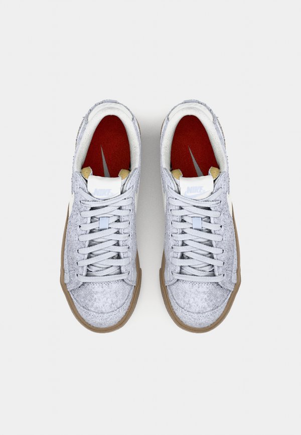 BLAZER 77 - Trainers3