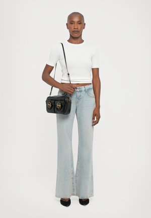 ICONIC SNAKES POCKETS - Sac bandoulière - black