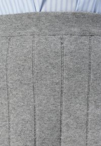 Object OBJTHESS - Minijupe - medium grey
