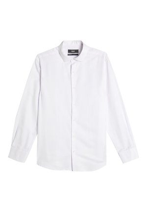 Camisa blanca de manga larga en corte slim. Cuenta con un cuello clásico, frente abotonado y una tela suave y texturizada. Botones espaciados de manera uniforme.