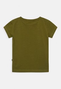 Camiseta de manga corta verde oliva hecha de algodón con escote redondo, que presenta un diseño simple y dobladillo recto. Sin patrones ni acentos visibles.