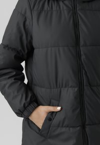 Vero Moda VMGRETAFIE  - Vinterkåpe / -frakk - black